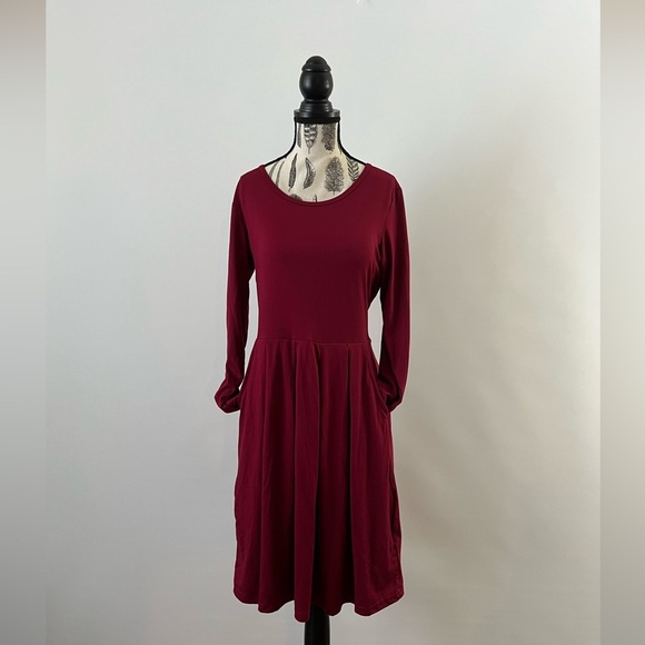 Soft long sleeve pocket dress - Picture 2 of 4